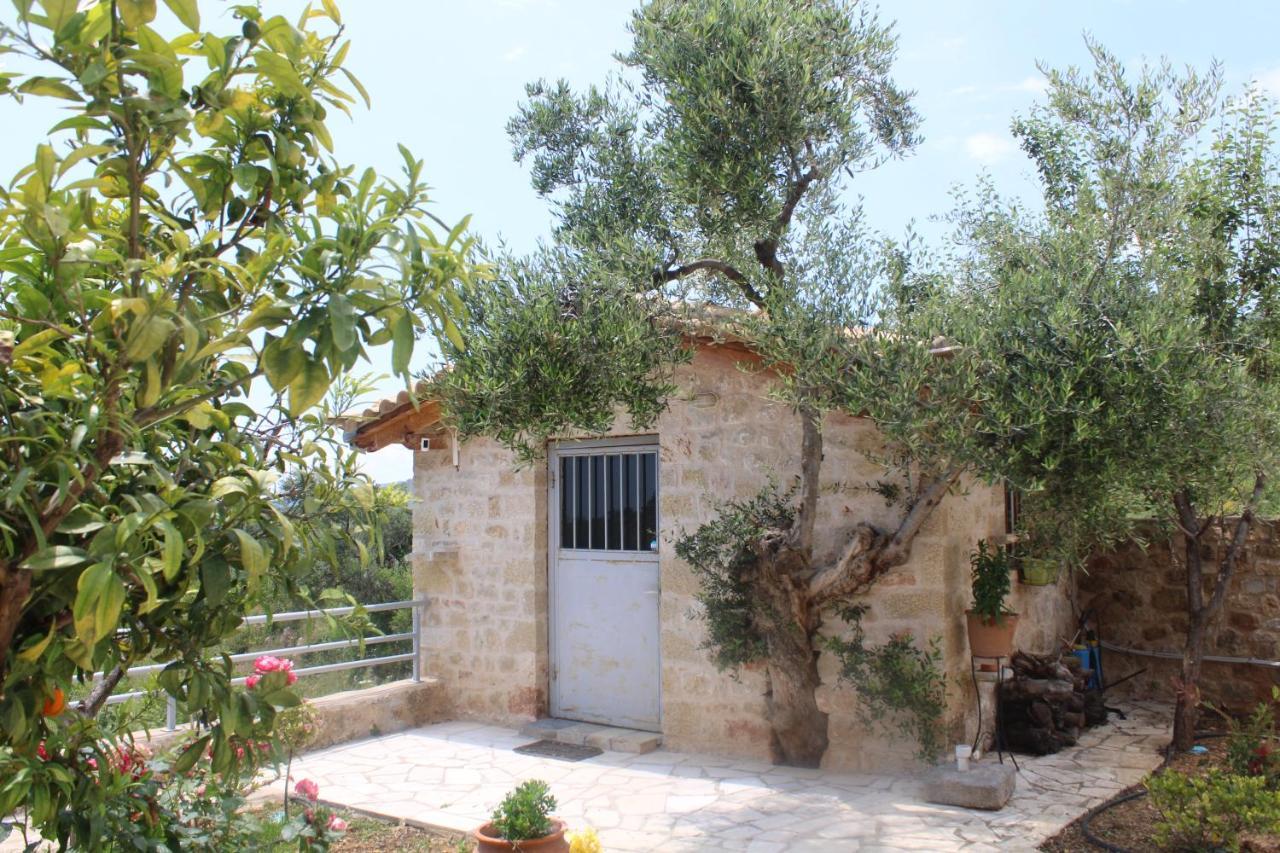 Magnificent, Authentic Private Villa And The Guest House Kardhamili Exterior foto