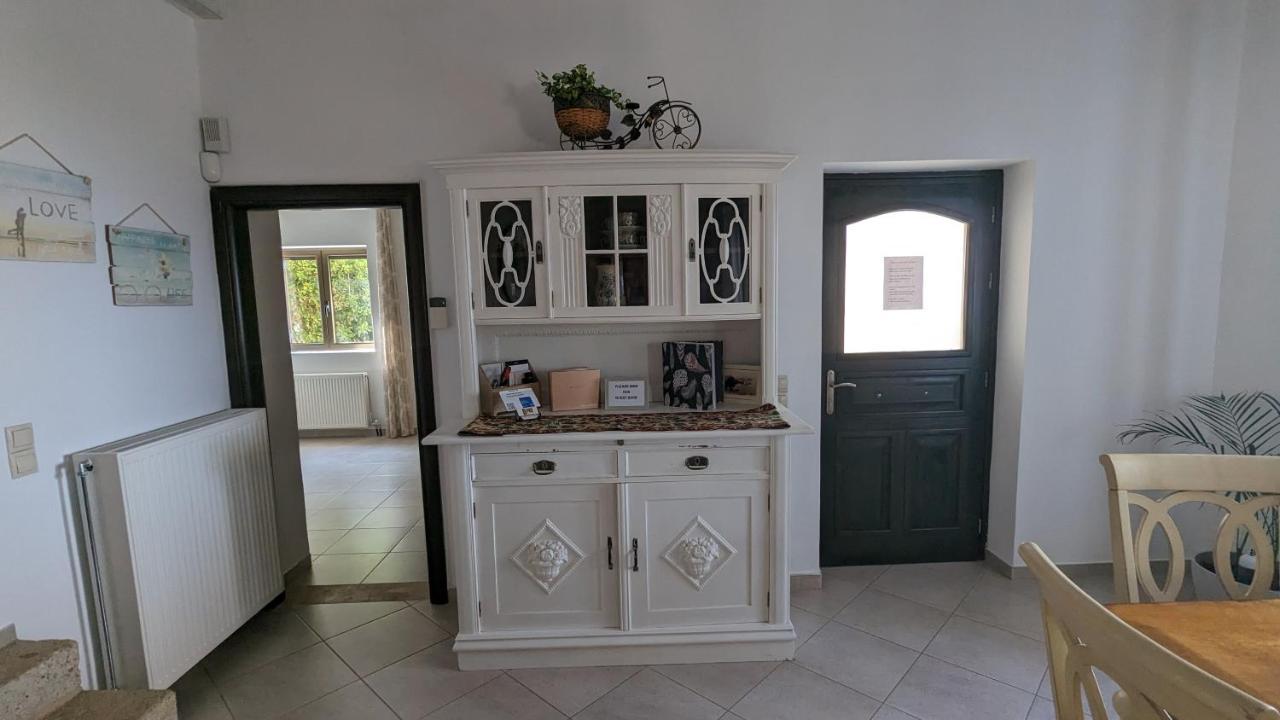 Magnificent, Authentic Private Villa And The Guest House Kardhamili Exterior foto